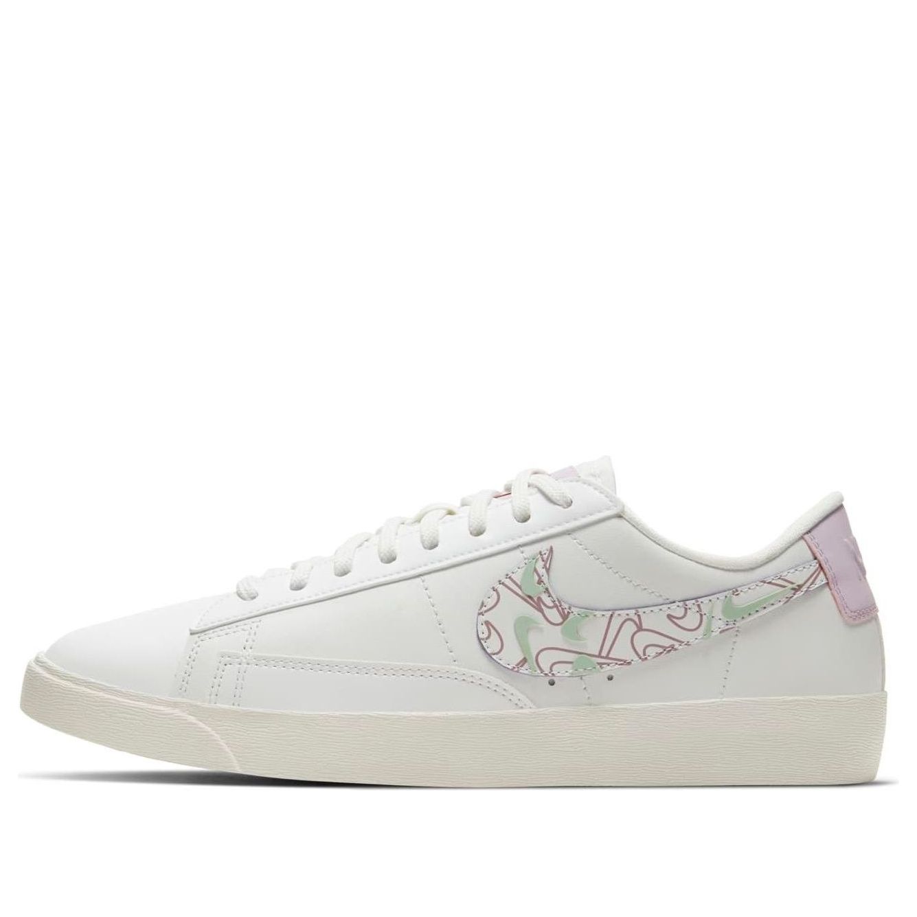 Nike(WMNS)  Blazer Low SE 'Valentine's Day'