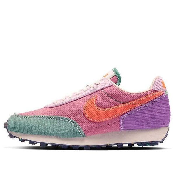 Nike(WMNS)  Daybreak 'Corduroy - Desert Berry'