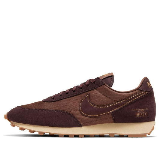 NikeDaybreak 'Dark Coffee'