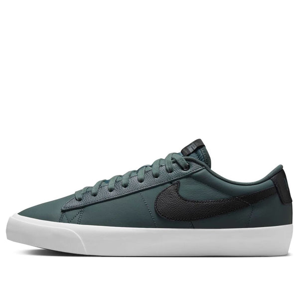 NikeSB Blazer Low Pro GT 'Vintage Green White'