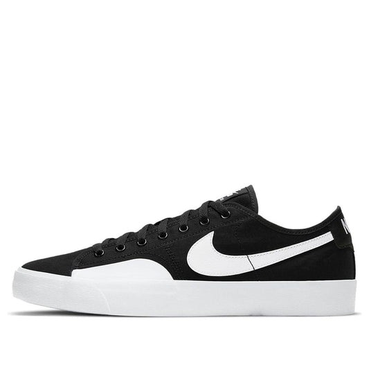 NikeBlazer Court SB 'Black White'