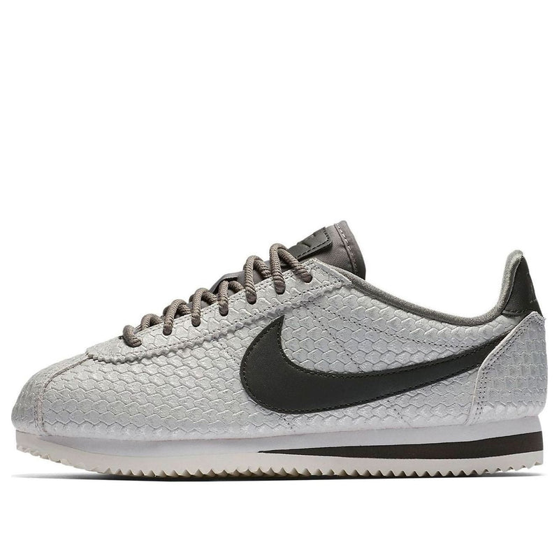 Nike(WMNS)  Classic Cortez SE 'Metallic Silver'