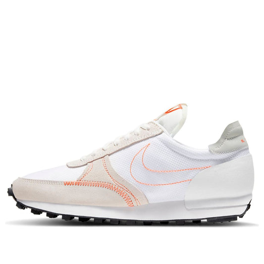 Nike(WMNS)  Daybreak Type 'White Hyper Crimson'