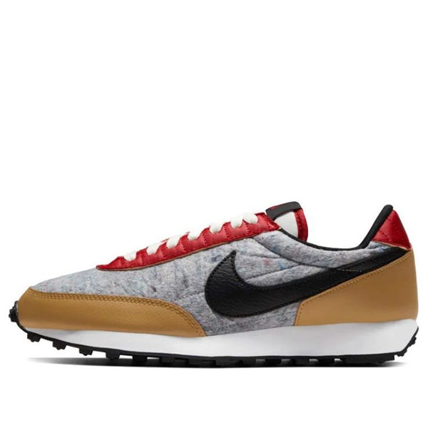 Nike(WMNS)  Daybreak QS 'Gold Suede'