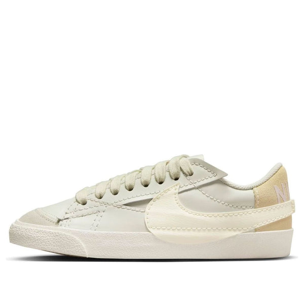 Nike(WMNS)  Blazer Low '77 Jumbo 'Sea Glass Pale Ivory'