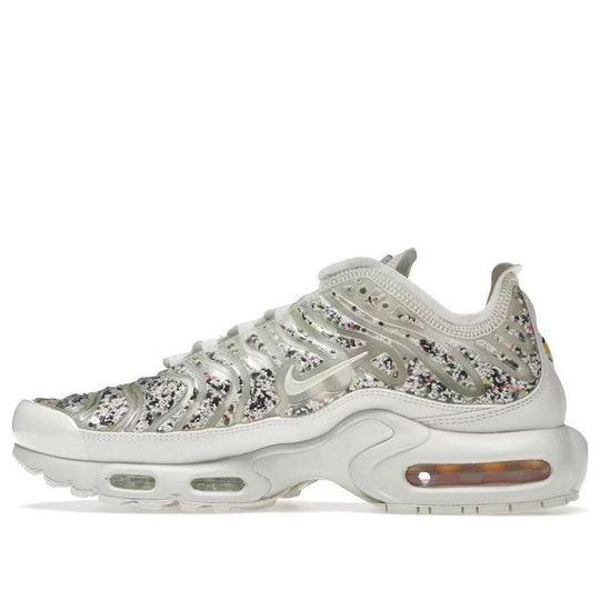 (WMNS) Nike Air Max Plus 'Grey Silver Multi' AR0970-002