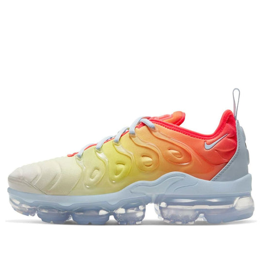 (WMNS) Nike Air VaporMax Plus 'Sunrise' CW5593-400