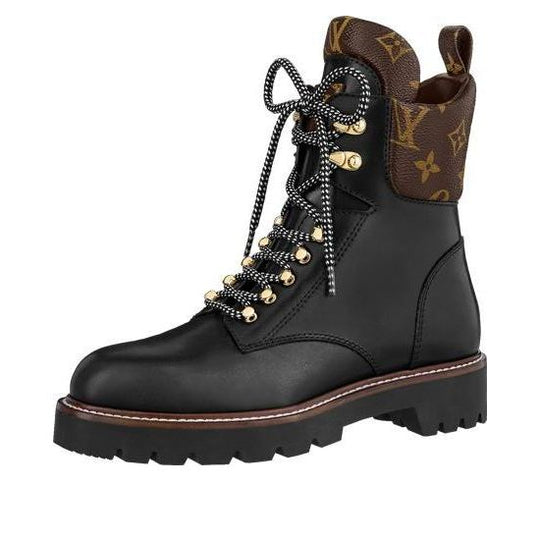 (WMNS) LOUIS VUITTON Territory Flat Ranger Boots 'Black with Monogram Collar' 1A958P