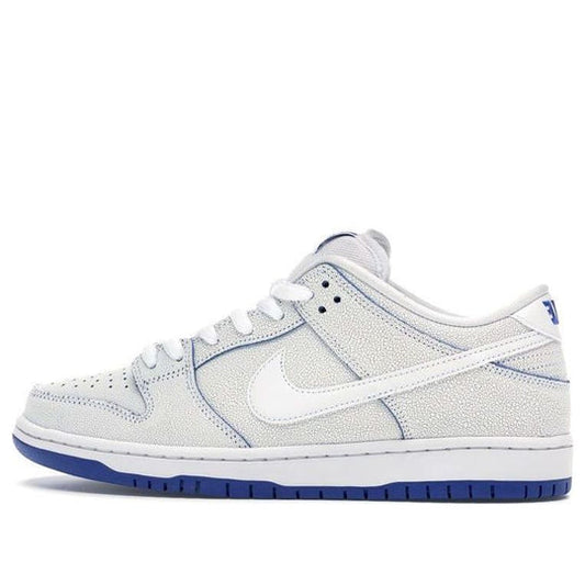 Nike SB Dunk Low Premium 'Cracked Leather' CJ6884-100
