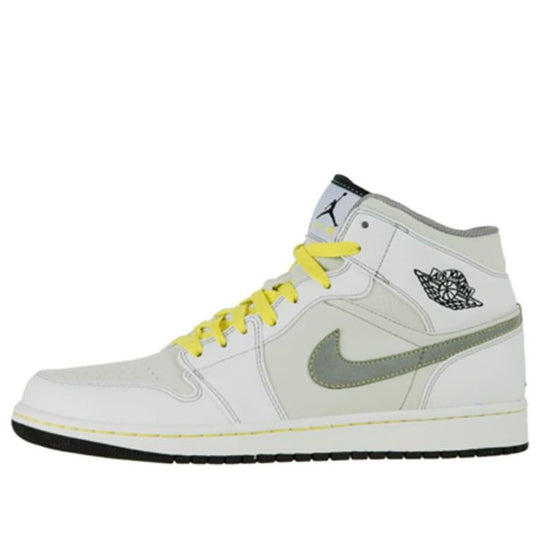 Air Jordan 1 Phat 'Vibrant Yellow' 364770-101