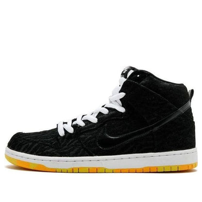 Nike SB Dunk High Pro 'Skunk' 305050-034