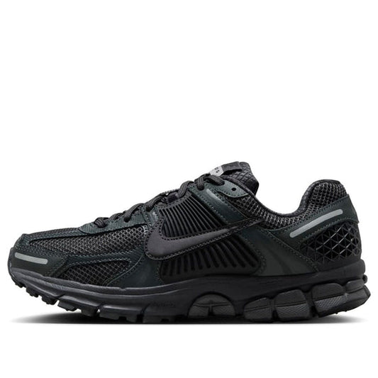 (WMNS) Nike Air Zoom Vomero 5 'Triple Black' FQ7079-002
