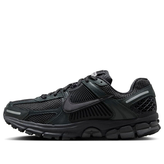 (WMNS) Nike Air Zoom Vomero 5 'Triple Black' FQ7079-002